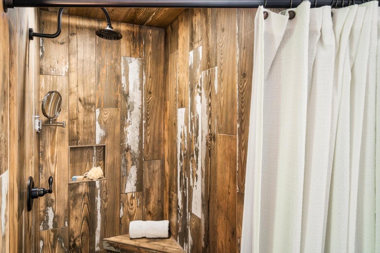 Mountainside - New Luxury Cabin-Fire Table-Hot Tub-3 Pools-Ps5-Bears Gatlinburg Exterior photo