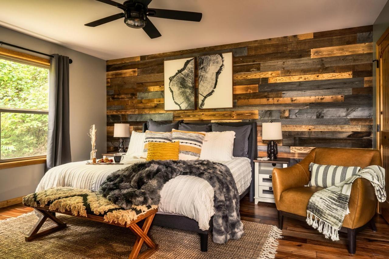 Mountainside - New Luxury Cabin-Fire Table-Hot Tub-3 Pools-Ps5-Bears Gatlinburg Exterior photo